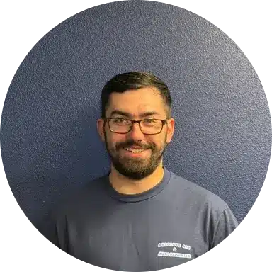Headshot photo of Daniel