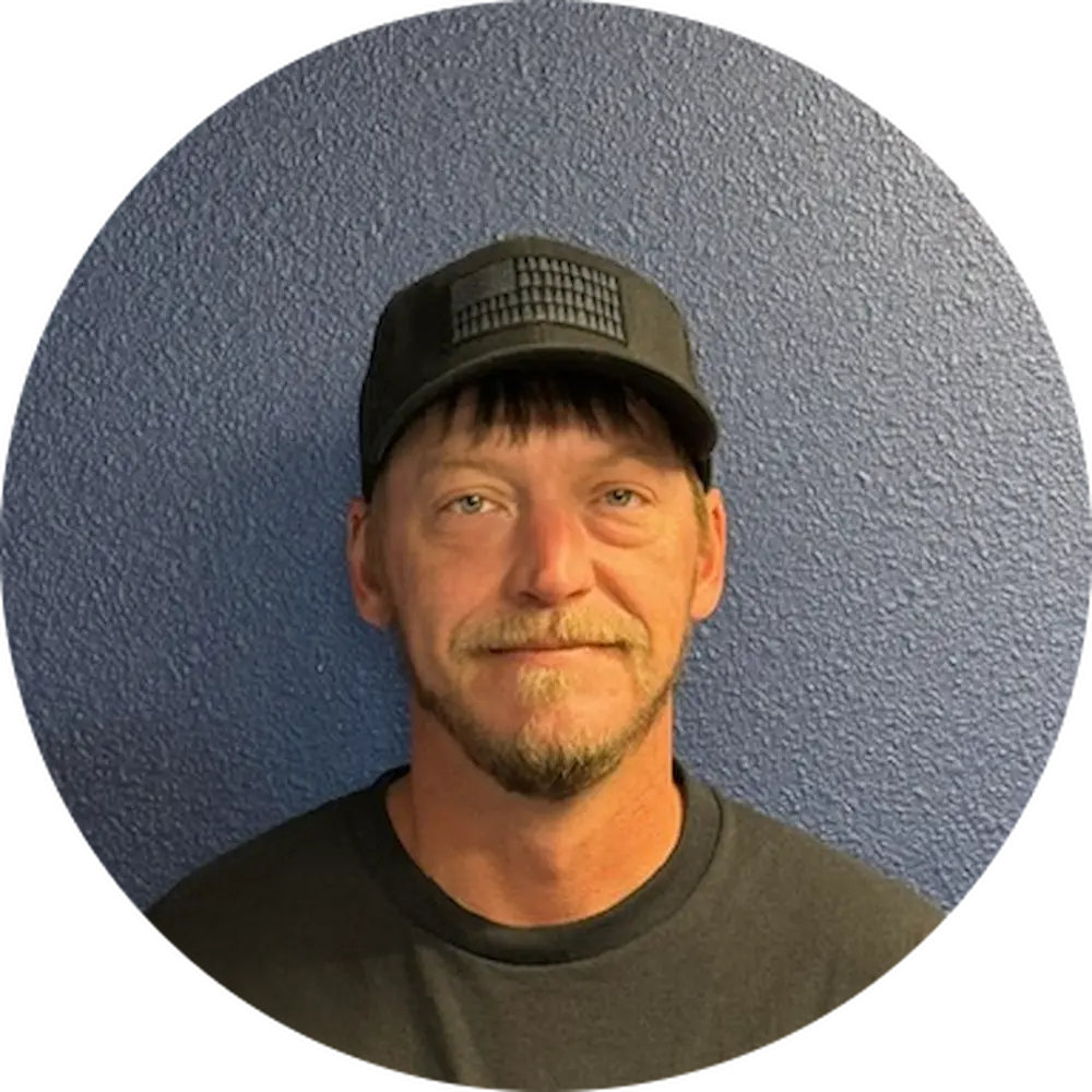 Headshot photo of evin